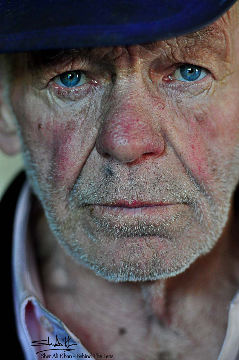 Illustration for article titled 25 Photos of Absolute Strangers